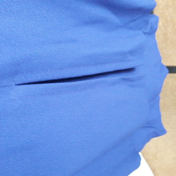 Dress - Picture 6 of 10